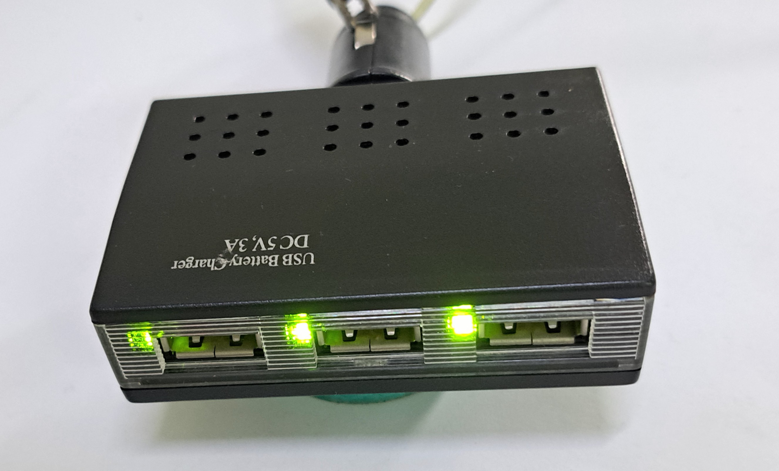 USB car charger (3A)Battery Charger